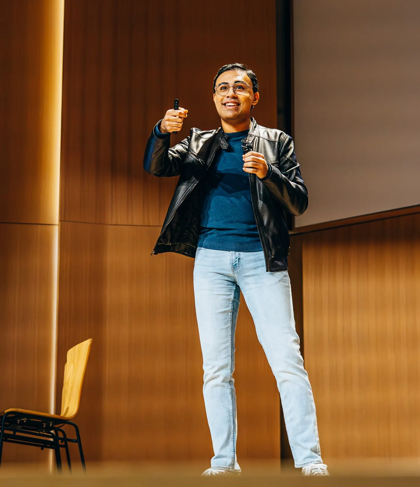 Tanmay Bakshi at Google DevFest, Waterloo